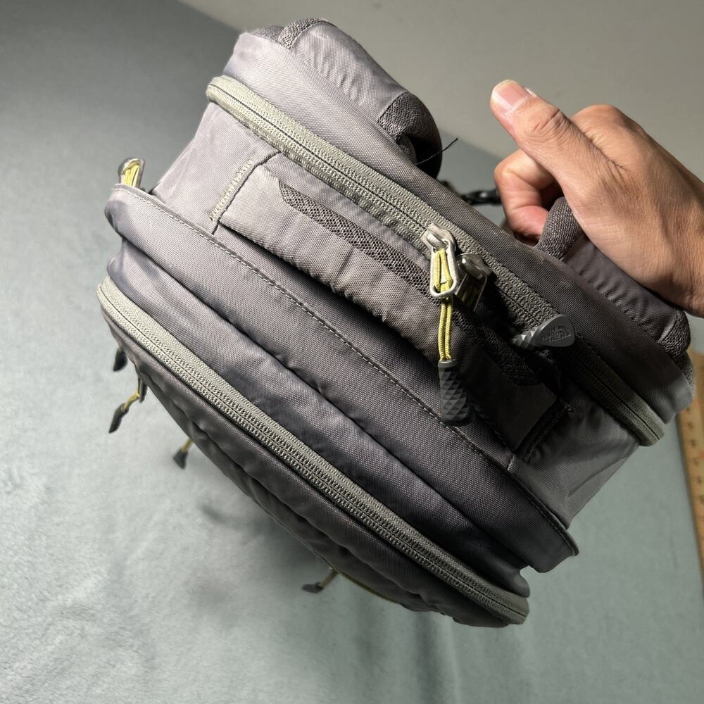 The North Face Router Transit Large 41 L Backpack School Hiking Travel Camping - Picture 7 of 16